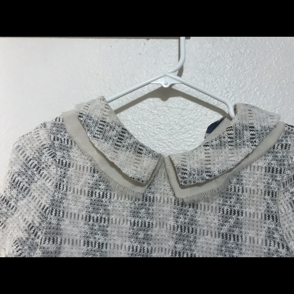 Blouse - Picture 2 of 3